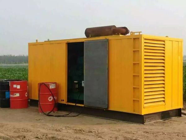 白茅湖农场如何判断柴油发电机的充电系统是否正常？